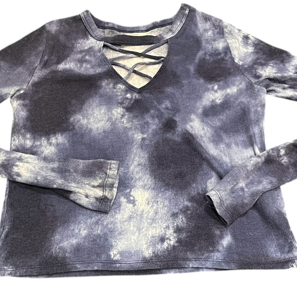 Hollister Blue and White Tie-Dye Long Sleeve Top
